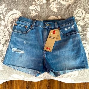 Levi high rise shorts